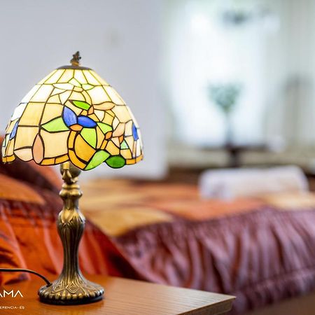 مبيت وإفطار Győrújbarát Panorama Birtok - Wellness Panzio, Konferencia Es Rendezvenykoezpont المظهر الخارجي الصورة