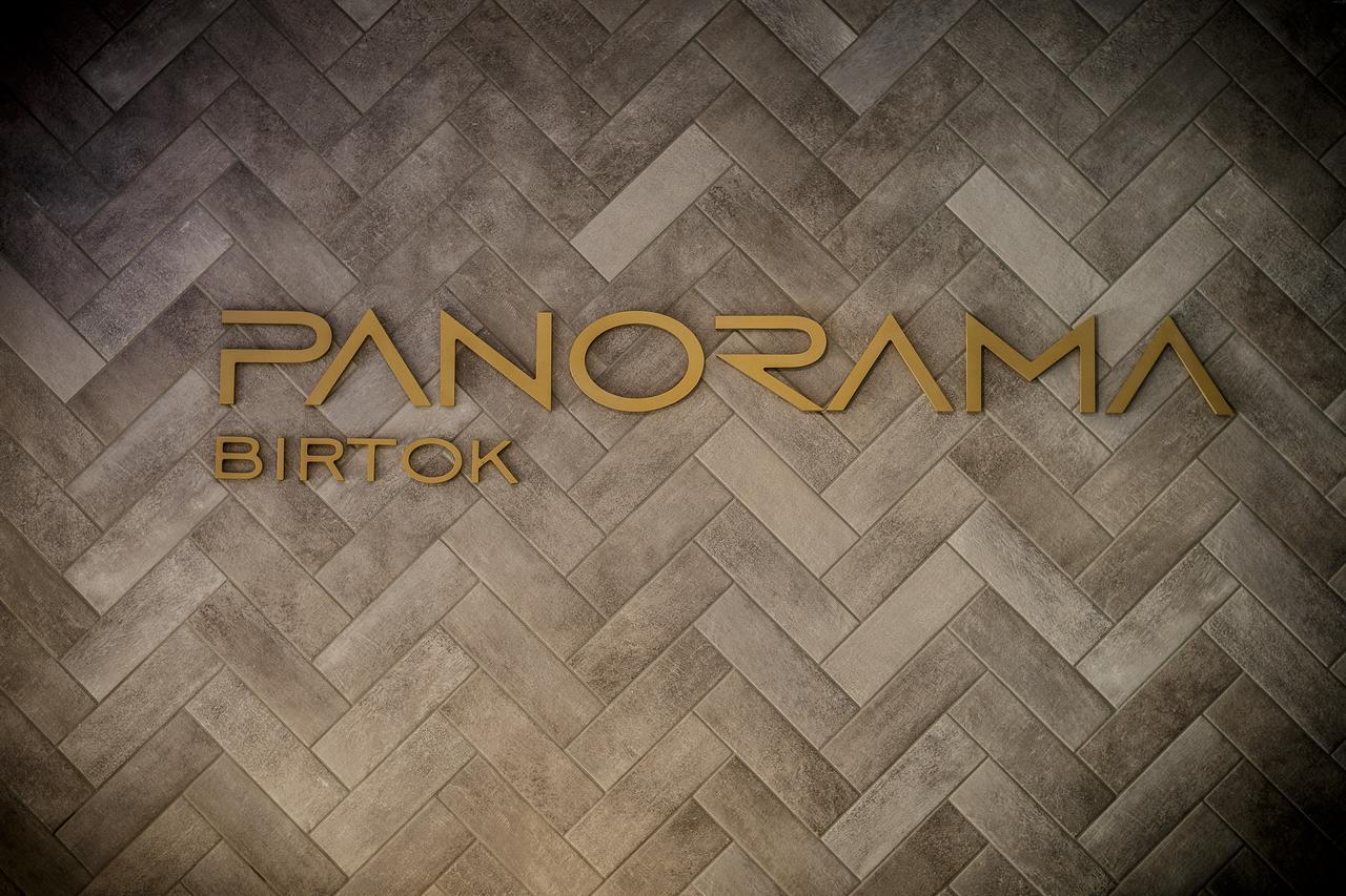 مبيت وإفطار Győrújbarát Panorama Birtok - Wellness Panzio, Konferencia Es Rendezvenykoezpont المظهر الخارجي الصورة